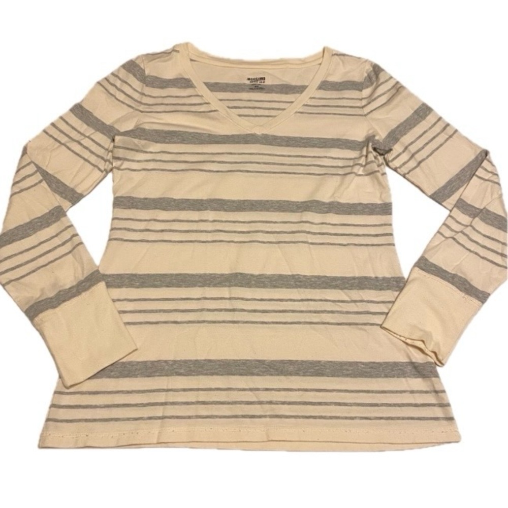 Mossimo Supply Co. Women’s Medium Cream & Grey Striped Long Sleeve V-Neck Tee